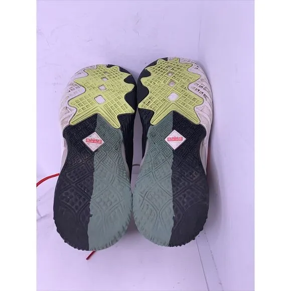 Nike Lebron 18 Low‎ GS Bugs vs Marvin Kids  Size 6Y DJ3760-005