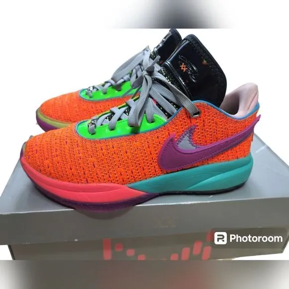 Nike LeBron 20 chosen one sneakers