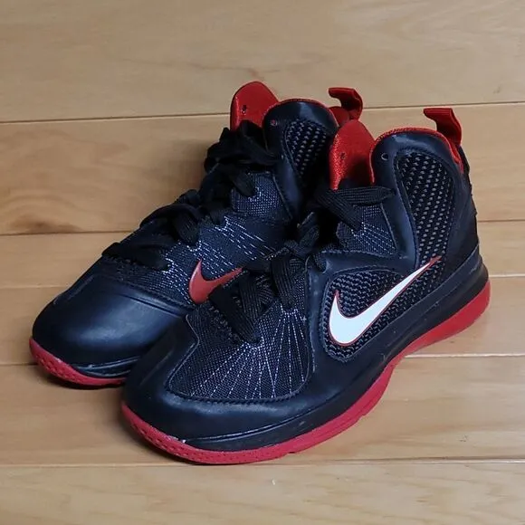 Nike Lebron 9 PS Black WhiteRed Boys Girls Youth Basketball Shoe 472665-001