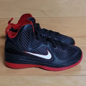 Nike Lebron 9 PS Black WhiteRed Boys Girls Youth Basketball Shoe 472665-001