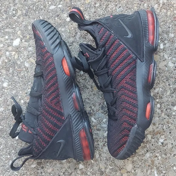 Nike LeBron James 16 Black Red Youth 4.5 AQ2465-002 King