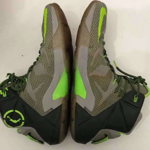 NIKE LEBRON JAMES XII DUNK FORCE 2014 BASKETBALL SNEAKERS MENS SIZE 15