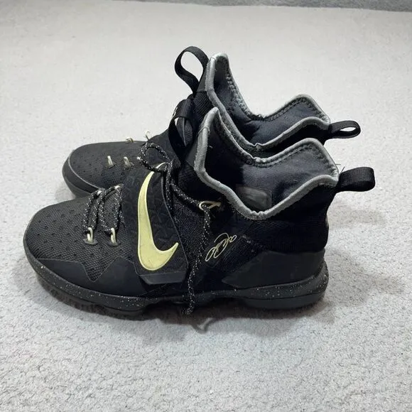 Nike Lebron Mens Size US 9.5 Black 14 EP Flip Switch Basketball Sneakers 921084