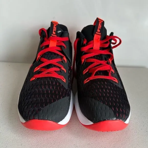 Nike LeBron Witness 5 Black Red Basketball Sneakers CQ9380-005 Mens Size 14