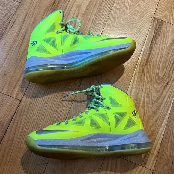 Nike Lebron X VOLT basketball Sneakers yellow gray sz 8.5