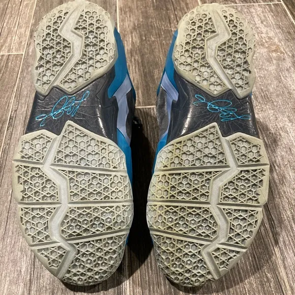 Nike Lebron XI GS Armory Slate Gamma Blue Light Armory 621712-400
