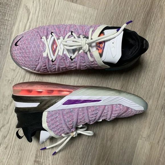 Nike Lebron‎ Xviii ⚜️ Graffiti Sneakers