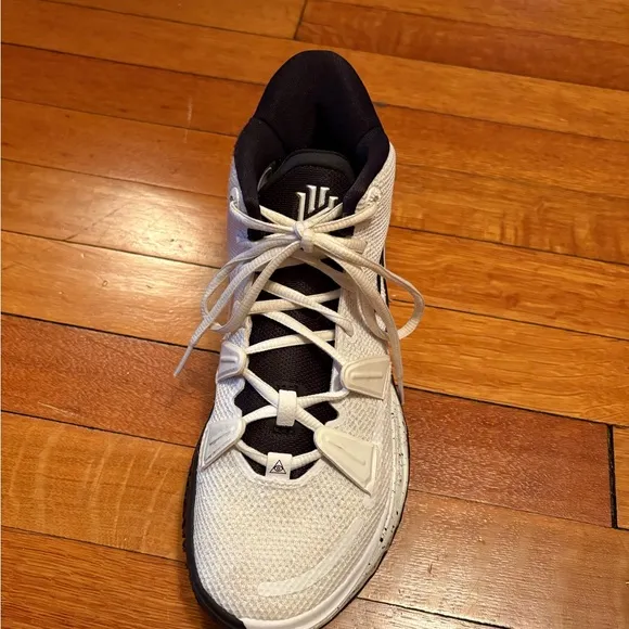 Nike Men’s Kyrie 7 TB White/Black Basketball Sneakers