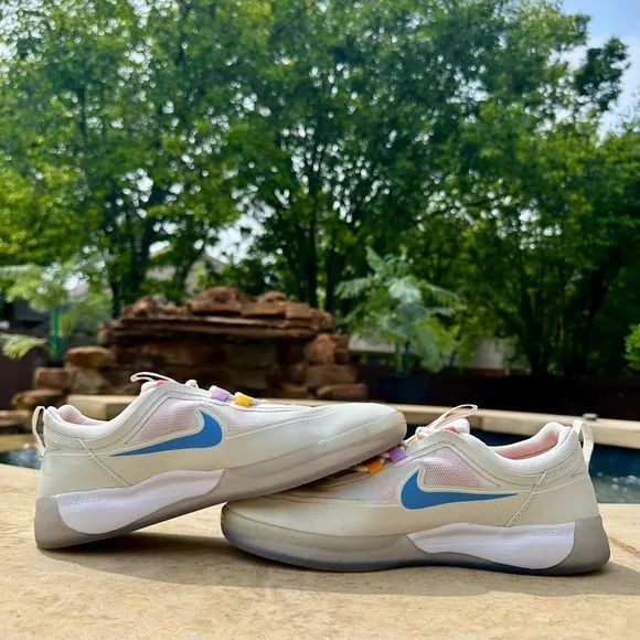 Nike SB Nyjah Free 2 Summit White Coast Icy Sole - Size 7 Men’s (BV2078-106)