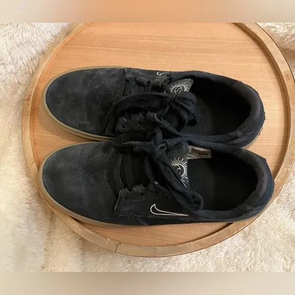 Nike Shane O’Neill Solar Black Sueded Low Top Sneakers Skater Size 6