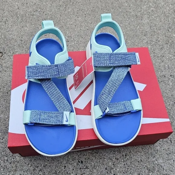 Nike Vista cushioned sandals women's 10