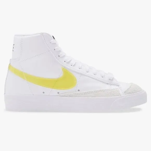 Nike W Blazer Mid '77 ESS DJ3050-101 Yellow Size 6.5 Y