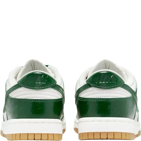Nike Womens Dunk Low LX Basketball Sneakers Size 9.5 Phantom/Ale Brown-sail