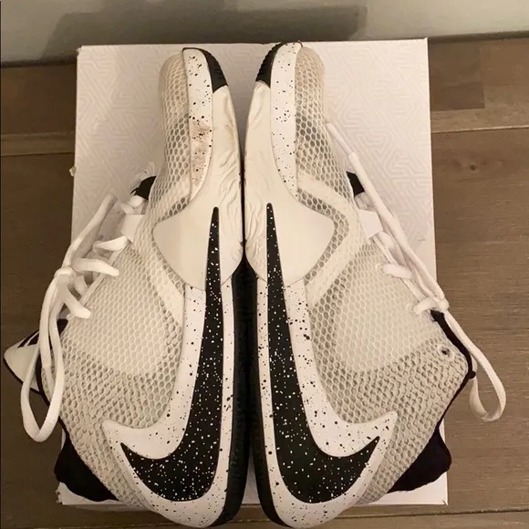 Nike Zoom Freak Grade School 4.5Y