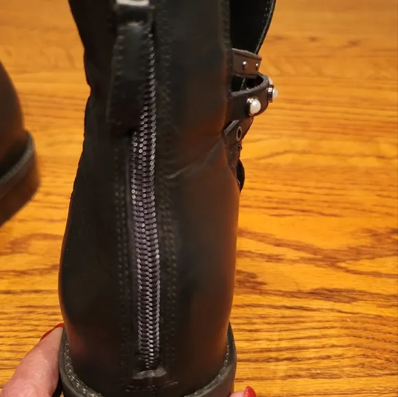 Nine West Black Genuine Leather Studded Cutout Zip Back Boots Shoes Size 9.5