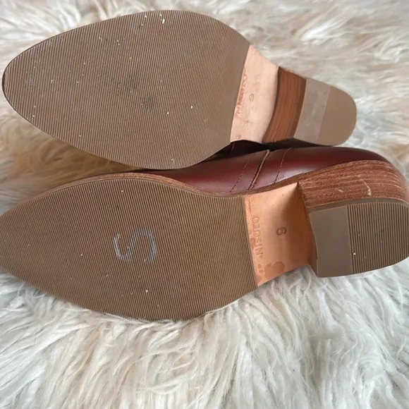Nisolo Mia Everyday Ankle Leather Bootie, Color Terracotta, Size 9.