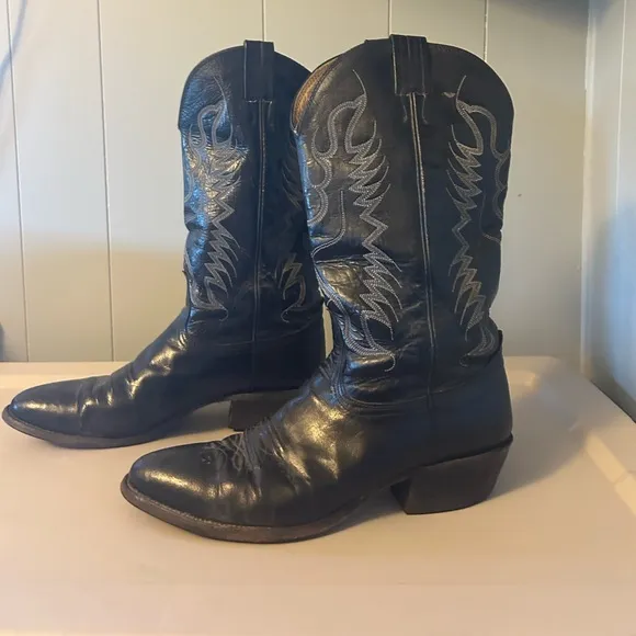 Nocona Black Leather Almond Toe Western Cowboy Boots