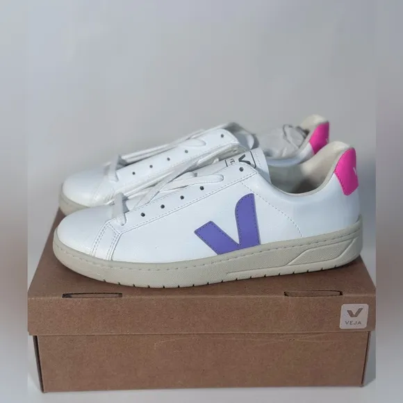 NWB Veja Urca CWL white lavender pink size 10 EUR 41 new skater sneakers shoes