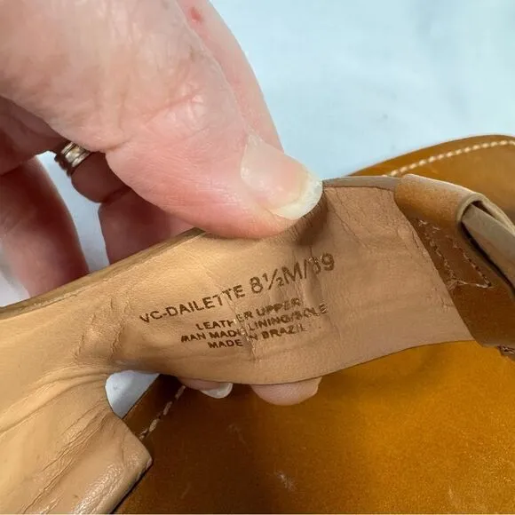 NWOB Vince Camuto sz 8.5 Brown Leather Dailette Thong Sandal Studded Ankle Strap