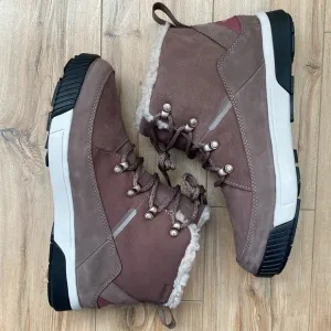 NWOB🍁THE NORTH FACE Women's Mid Lace Insulated Waterproof Boots Size 9