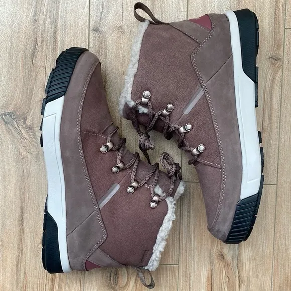 NWOB🍁THE NORTH FACE Women's Mid Lace Insulated Waterproof Boots Size 9