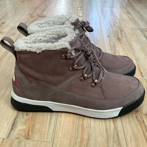 NWOB🍁THE NORTH FACE Women's Mid Lace Insulated Waterproof Boots Size 9