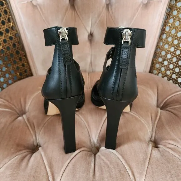 NWOT Authentic Gucci Leather Gladiator Heels Black with Buckles Size 37.5 EU