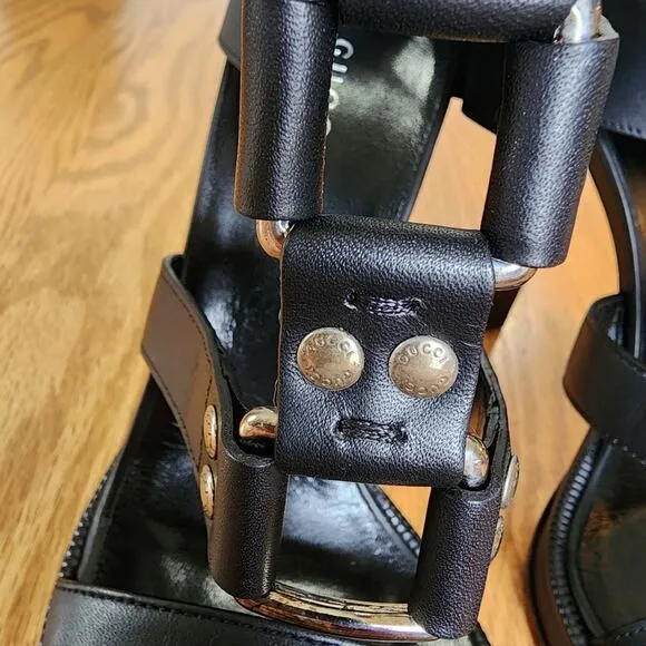 NWOT Authentic Gucci Leather Gladiator Heels Black with Buckles Size 37.5 EU