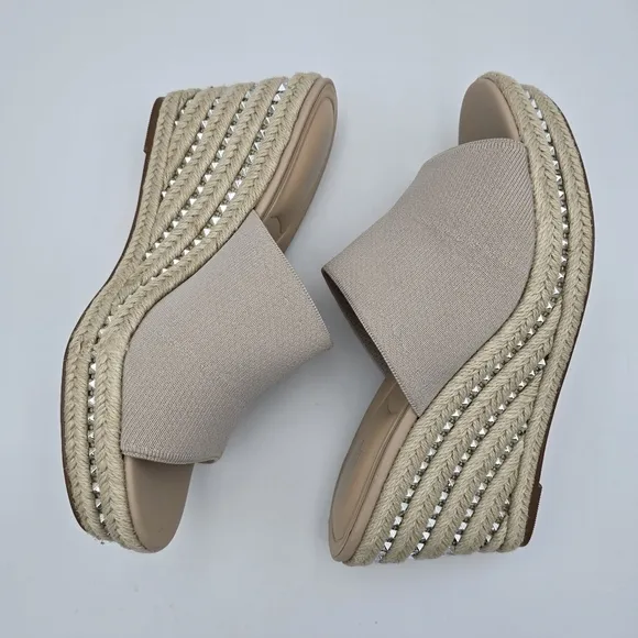 NWOT Charles by Charles David Jeremy Silver-studded Espadrille Wedge Sandals, 11