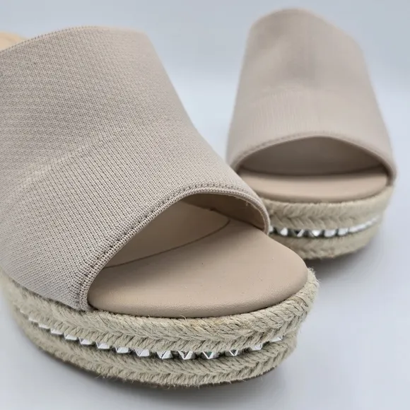 NWOT Charles by Charles David Jeremy Silver-studded Espadrille Wedge Sandals, 11