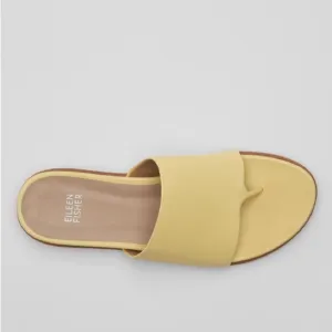 NWOT Eileen Fisher Duet Tumbled Leather Sandal