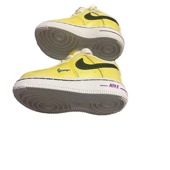 NWOT NIKE Air Force 1 Peace Love Basketball Athletic Shoe Toddler Size 4C Yellow