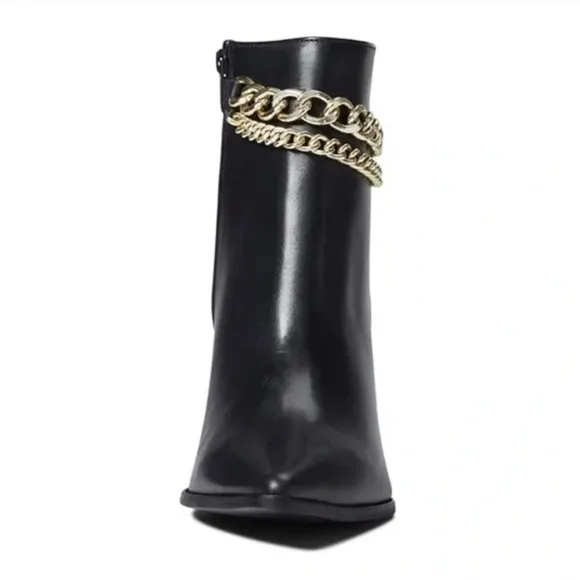 NWOT Steve Madden Perlina Black Gold Chain Detail Heeled Pointed Toe Booties