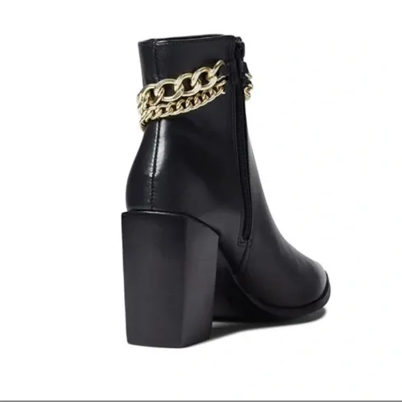 NWOT Steve Madden Perlina Black Gold Chain Detail Heeled Pointed Toe Booties