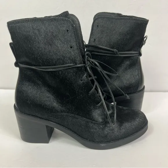 NWOT Ugg Oriana Exotic Lace Up Boots in Black Cow Hair