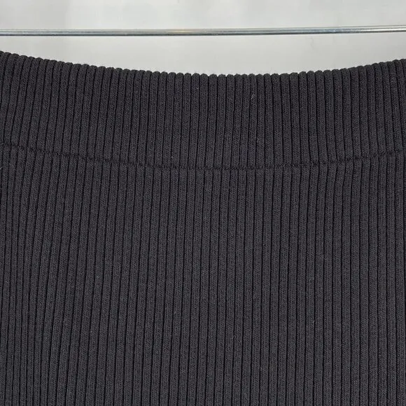 NWOT Vince Black Ribbed Knit Pull-On Midi Skirt Women's Medium