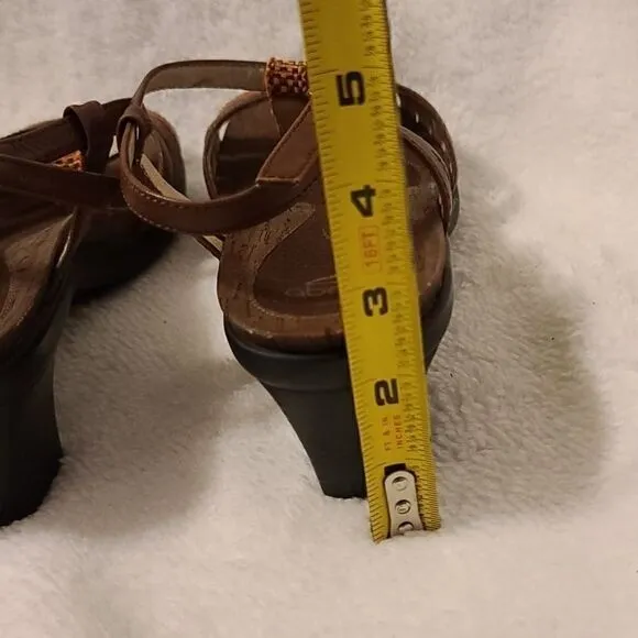 Nwot Abeo leather heel sandals