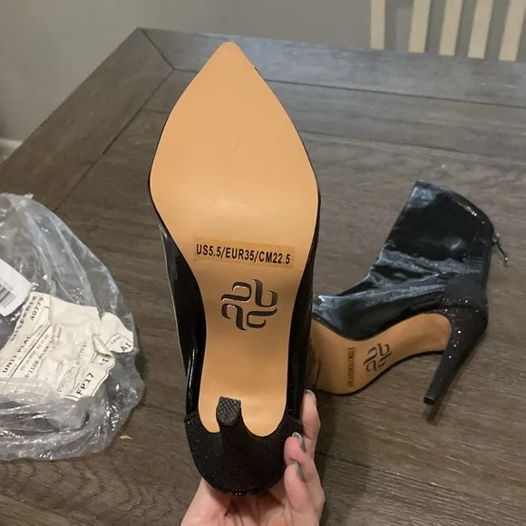 NWT BURJU Savage Ankle Closed Pointed Toe Wet Look With Sparkle Heel | 5.5