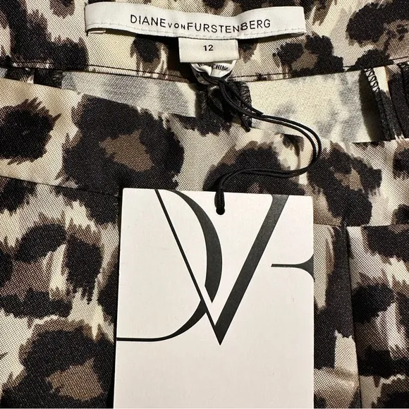 NWT! Diane von Furstenberg Gemma Leopard / Cheetah Pleated Skater Mini Skirt