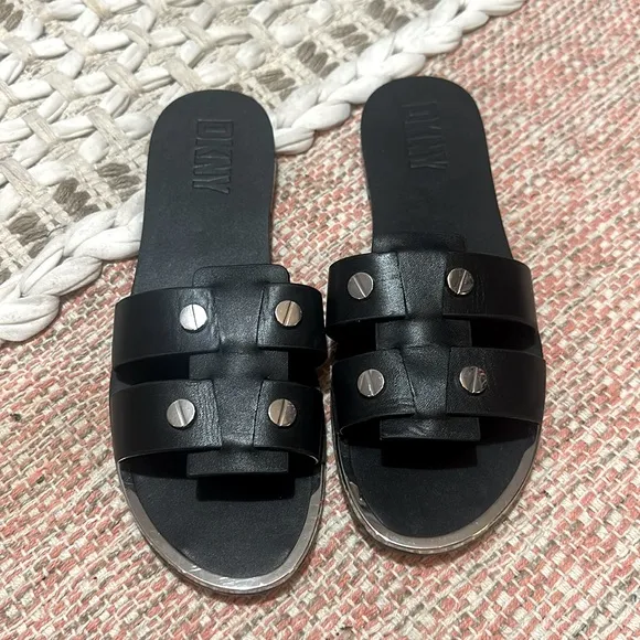 NWT DKNY leather studded sandals