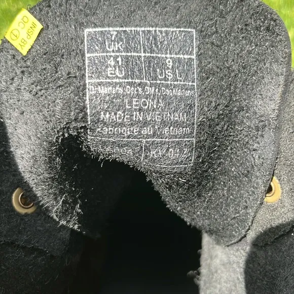 NWT Dr. Martens Leona Combat Boots