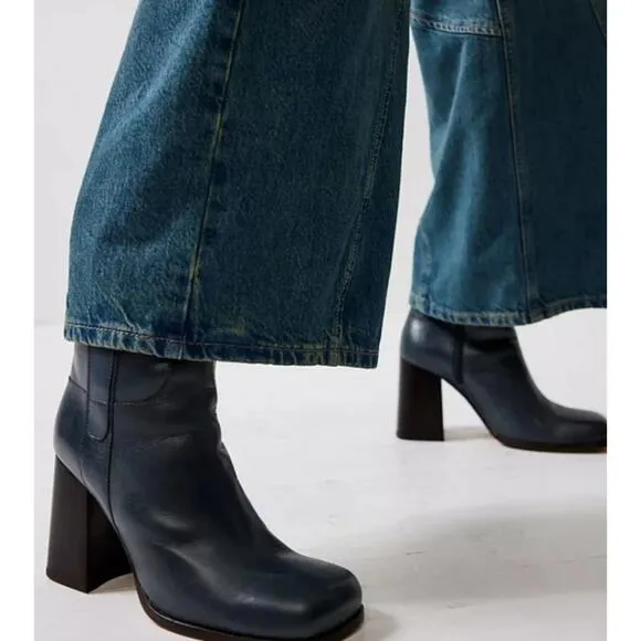 NWT Free People Naomi Ankle Blue Heel Boots - Size 7.5 US