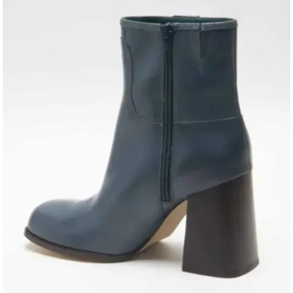 NWT Free People Naomi Ankle Blue Heel Boots - Size 7.5 US