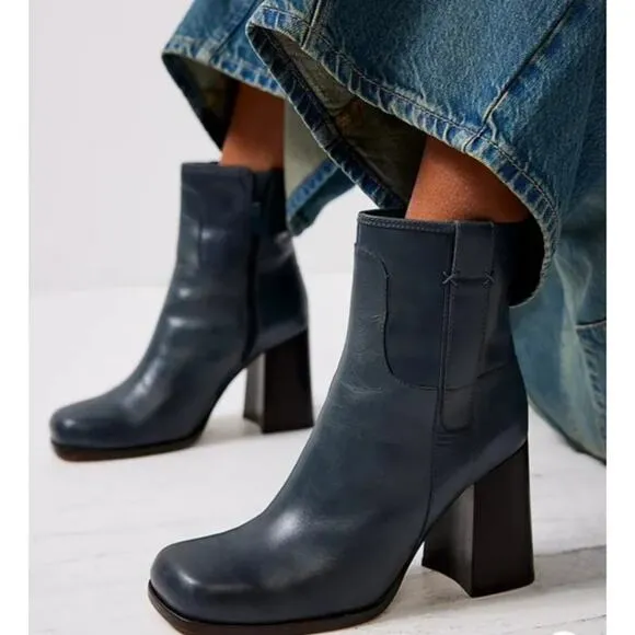 NWT Free People Naomi Ankle Blue Heel Boots - Size 7.5 US