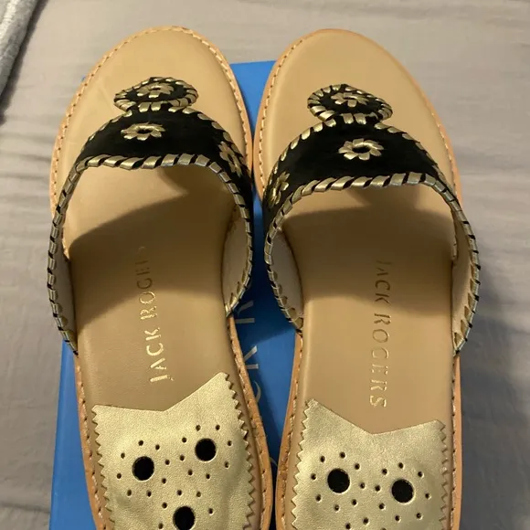NWT Jack Rogers Black and Gold Sandals suede Navajo classic sandals