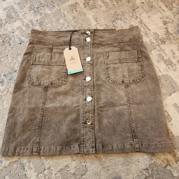 NWT Prana Corduroy Merrigan Skirt Women's size 14 Tan Mud Organic Cotton