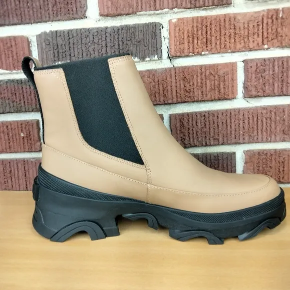 NWT Sorel Brex Waterproof Pull On Chelsea Boots in Tawny Buff Sz. 12