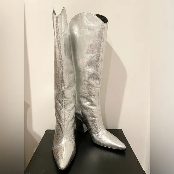 NWT Steve Madden Croft silver foil pointed toe knee high boots, sz 8.