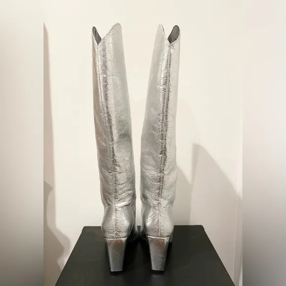 NWT Steve Madden Croft silver foil pointed toe knee high boots, sz 8.