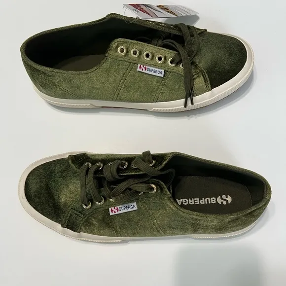 NWT Superga Velvet Laced Skater Sneakers